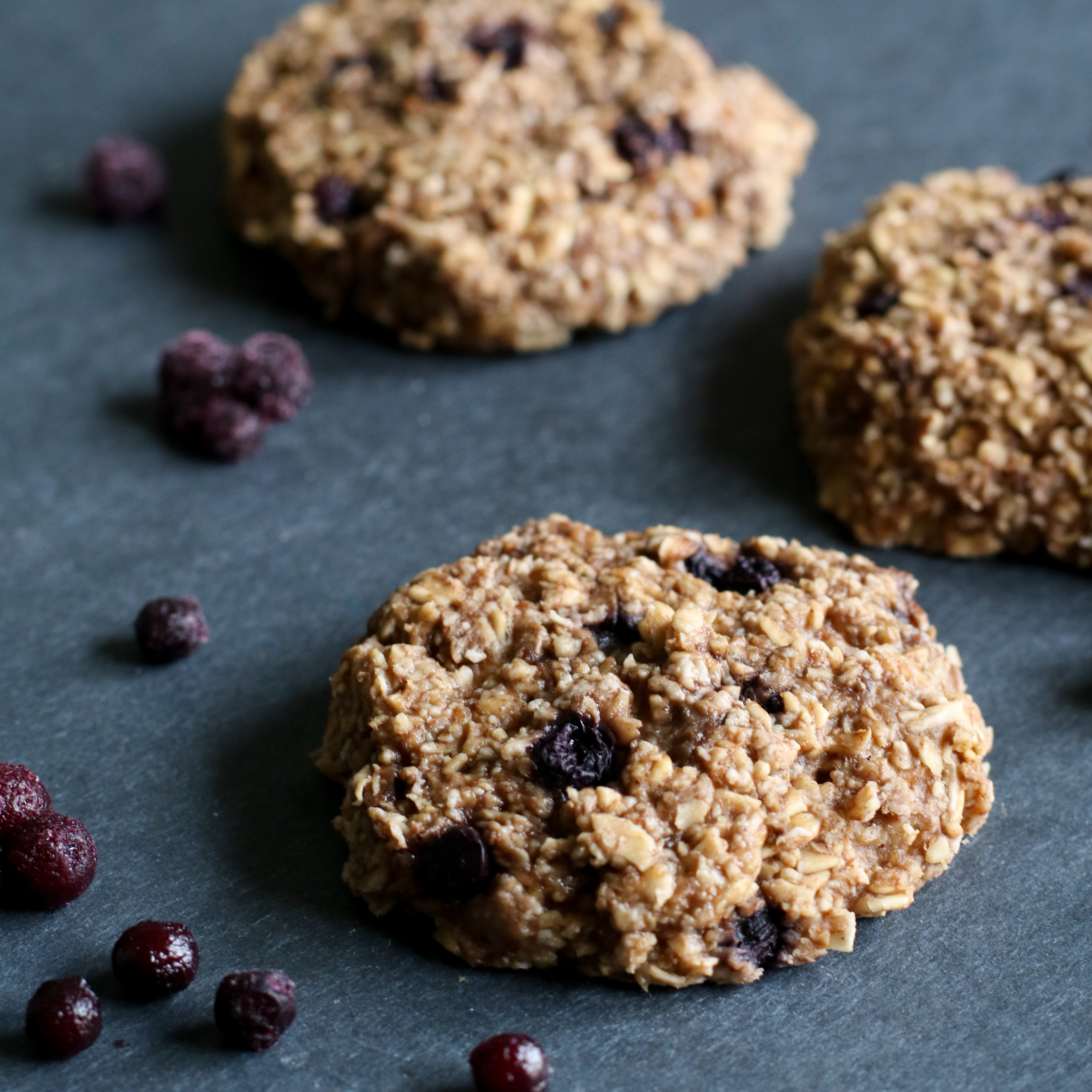 banana oat cookies with blueberries